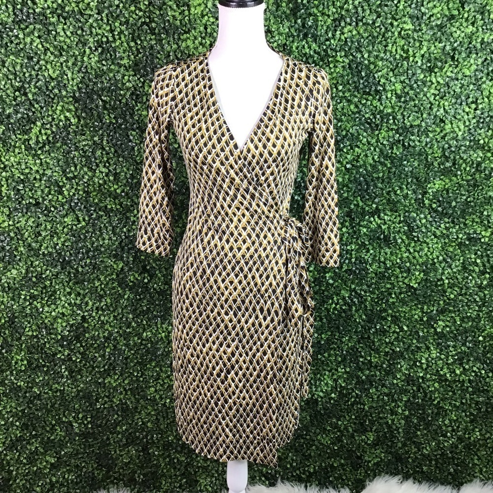 DVF wrap dress 100%silk NWT new julian